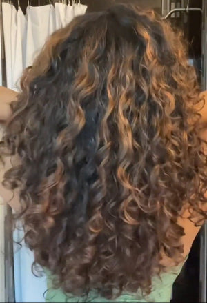 Intense Moisture Leave-In Conditioner